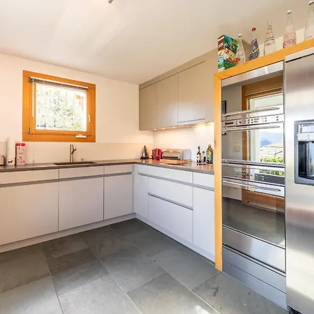 Laax Homes - Casa Canginas *