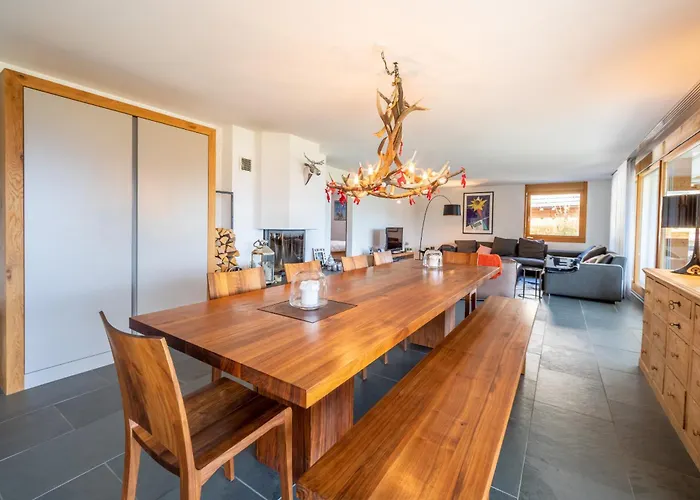 Laax Homes - Casa Canginas Flims