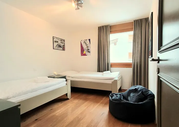 Laax Homes - Casa Canginas *