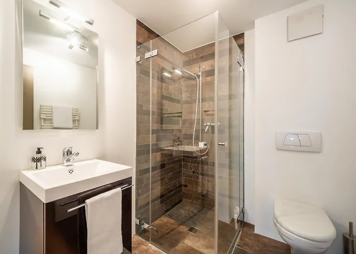 Laax Homes - Casa Canginas Apartamento