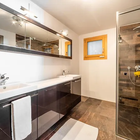 Laax Homes - Casa Canginas Appartement